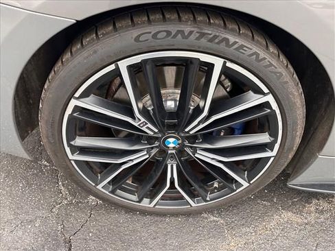 Used 2021 BMW M550i xDrive w/ Premium Package image 12