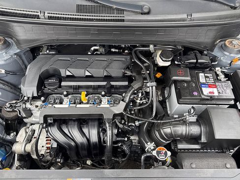 Certified 2023 Hyundai Venue SE image 26