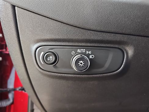 Certified 2024 Chevrolet Equinox LT image 31