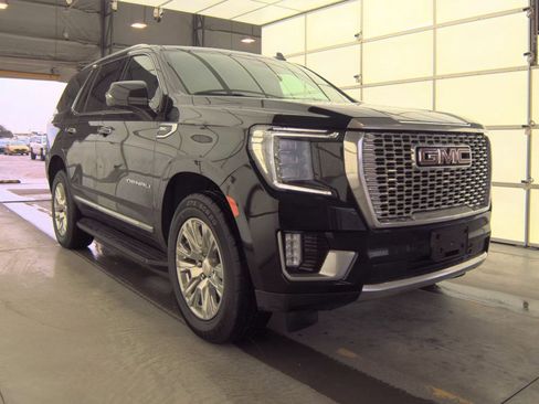 Used 2023 GMC Yukon Denali image 4