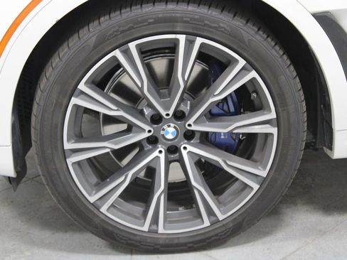 Used 2021 BMW X7 M50i w/ Executive Package AWD/4WD image 22