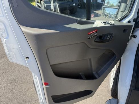Used 2025 Ford Transit 250 Low Roof w/ Exterior Upgrade Package RWD image 10