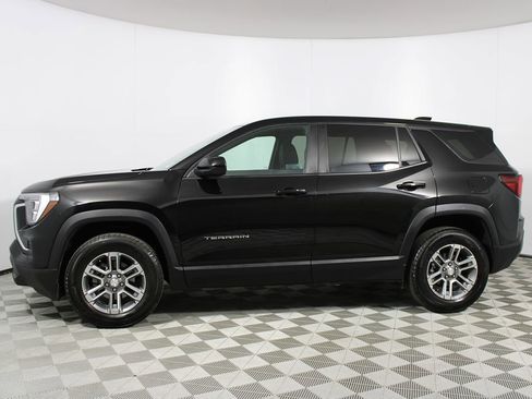 Used 2025 GMC Terrain Elevation image 27