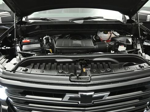 Used 2026 Chevrolet Silverado 1500 High Country w/ Midnight Edition AWD/4WD image 30