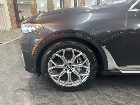 Used 2020 BMW X7 xDrive40i w/ Luxury Seating Package image 9