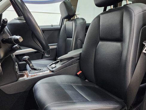 Used 2011 Mercedes-Benz GLK 350 4MATIC image 15