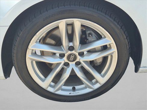 Used 2024 Audi A4 2.0T Premium Plus AWD/4WD image 23