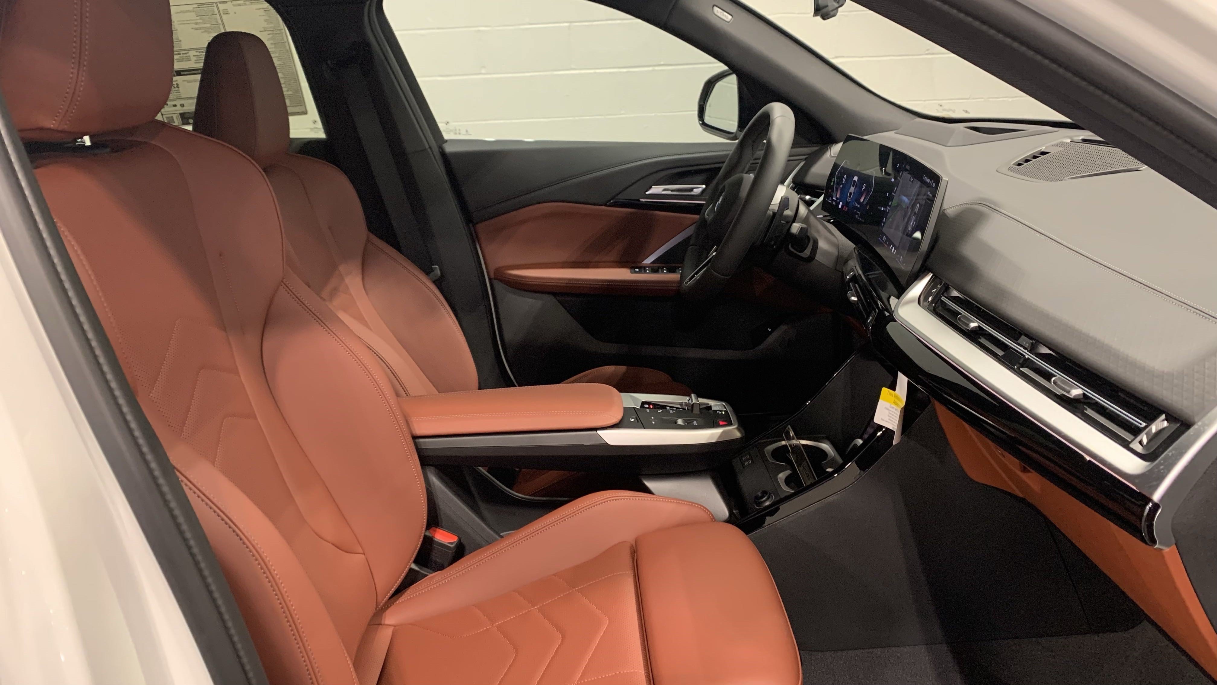 Certified 2026 BMW X2 xDrive28i w/ Technology Package AWD/4WD image 24