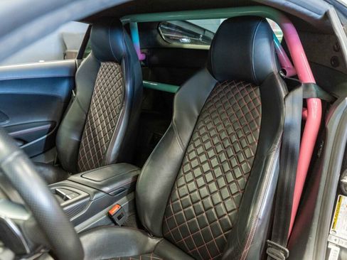 Used 2017 Audi R8 V10 plus image 13