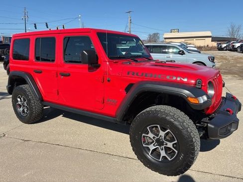 Used 2022 Jeep Wrangler Unlimited Rubicon w/ Cold Weather Group image 7