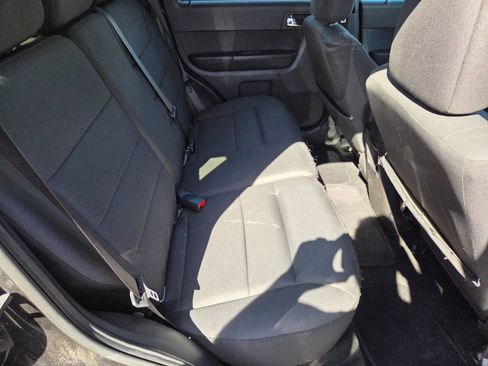 Used 2011 Ford Escape XLT w/ 202A Rapid Spec Order Code image 12