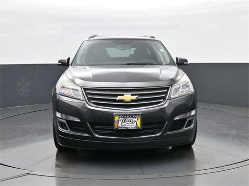 Certified 2017 Chevrolet Traverse LT w/ Style and Technology Package image 2