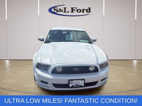 Used 2014 Ford Mustang GT w/ Equipment Group 401A RWD image 12
