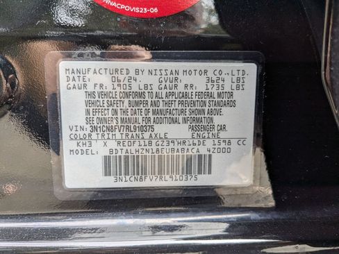 Used 2024 Nissan Versa SR FWD image 26