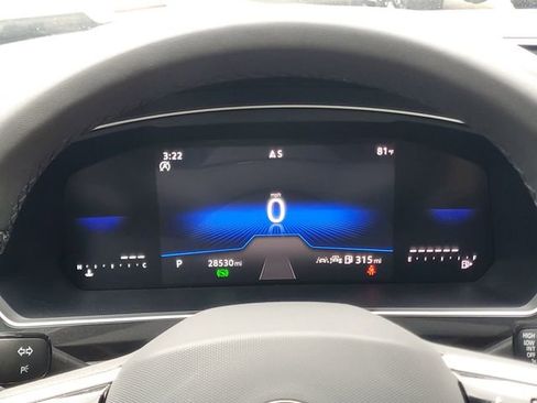 Used 2024 Volkswagen Tiguan SE R-Line FWD image 25