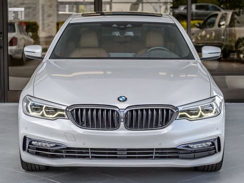 Used 2018 BMW 540i w/ Premium Package RWD image 5