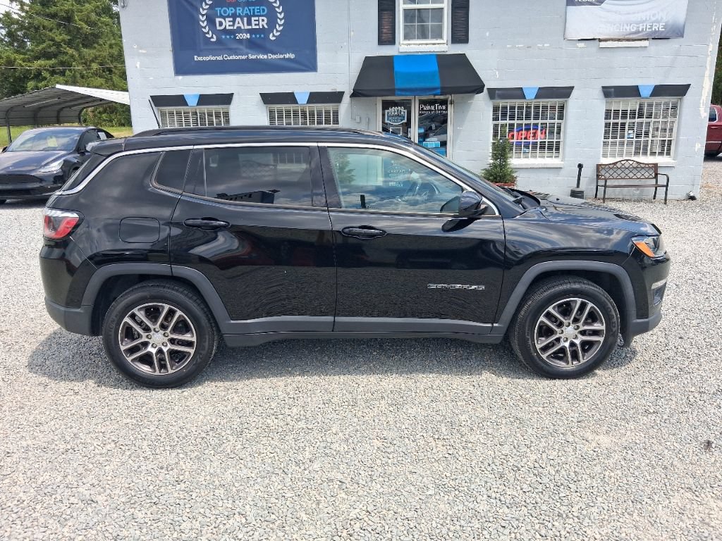 Used 2020 Jeep Compass Latitude w/ Popular Equipment Group FWD image 20