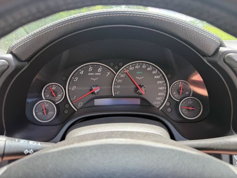 Used 2008 Chevrolet Corvette Convertible w/ Preferred Equipment Group RWD image 13