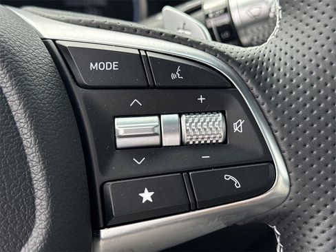 New 2025 Genesis G70 2.5T w/ Sport Prestige Package image 30