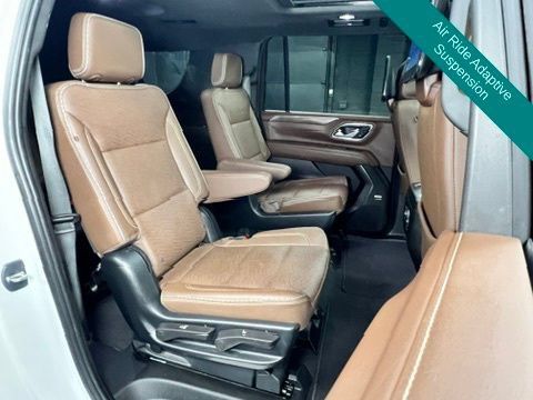 Used 2023 Chevrolet Suburban High Country AWD/4WD image 19