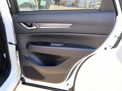 New 2025 MAZDA CX-5 Carbon Edition image 12