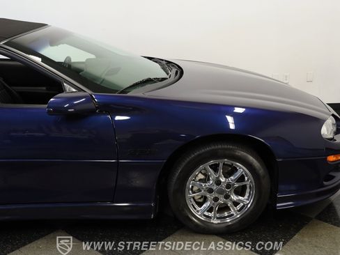 Used 2002 Chevrolet Camaro Z28 w/ Sport Appearance Pkg RWD image 29