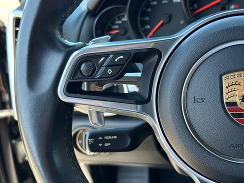 Used 2016 Porsche Cayenne AWD/4WD image 15