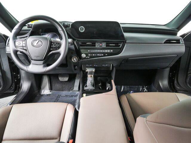 Used 2025 Lexus ES 350 w/ Premium Package FWD image 17