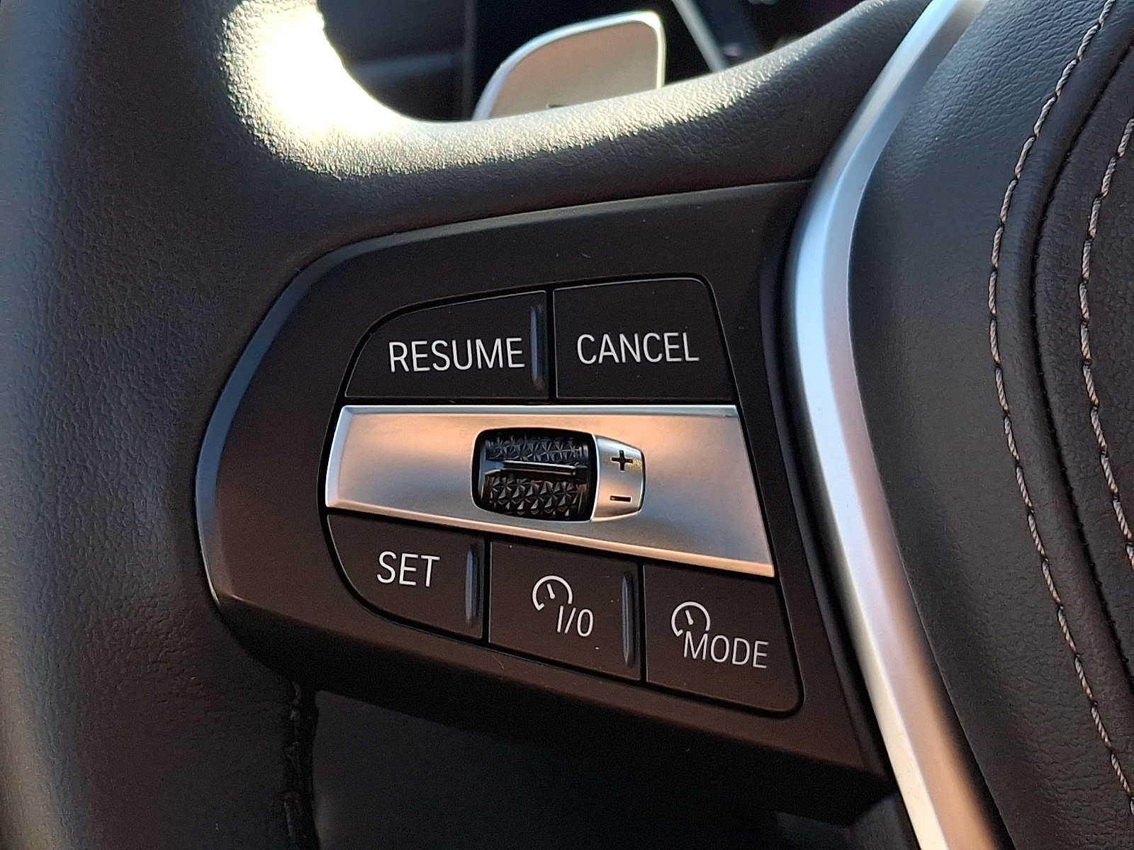 Used 2024 BMW X5 xDrive40i w/ Premium Package AWD/4WD image 17