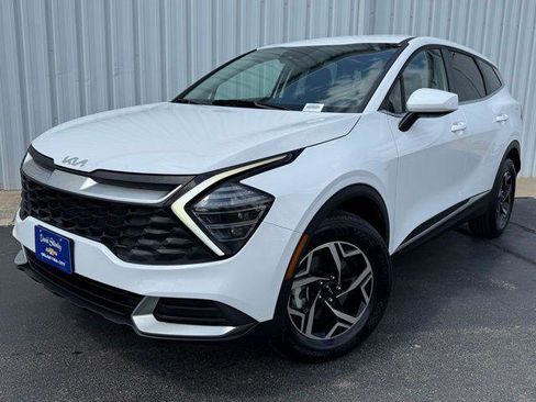Used 2025 Kia Sportage LX AWD/4WD image 1