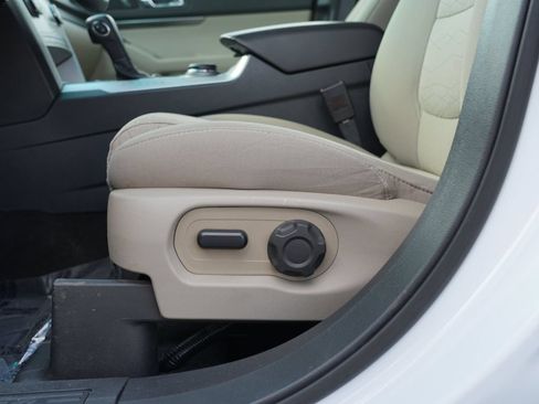Used 2015 Ford Explorer 4WD image 15