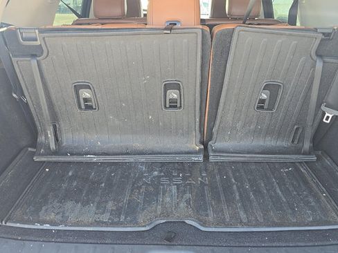 Used 2024 Nissan Pathfinder Platinum w/ Cargo Package FWD image 9