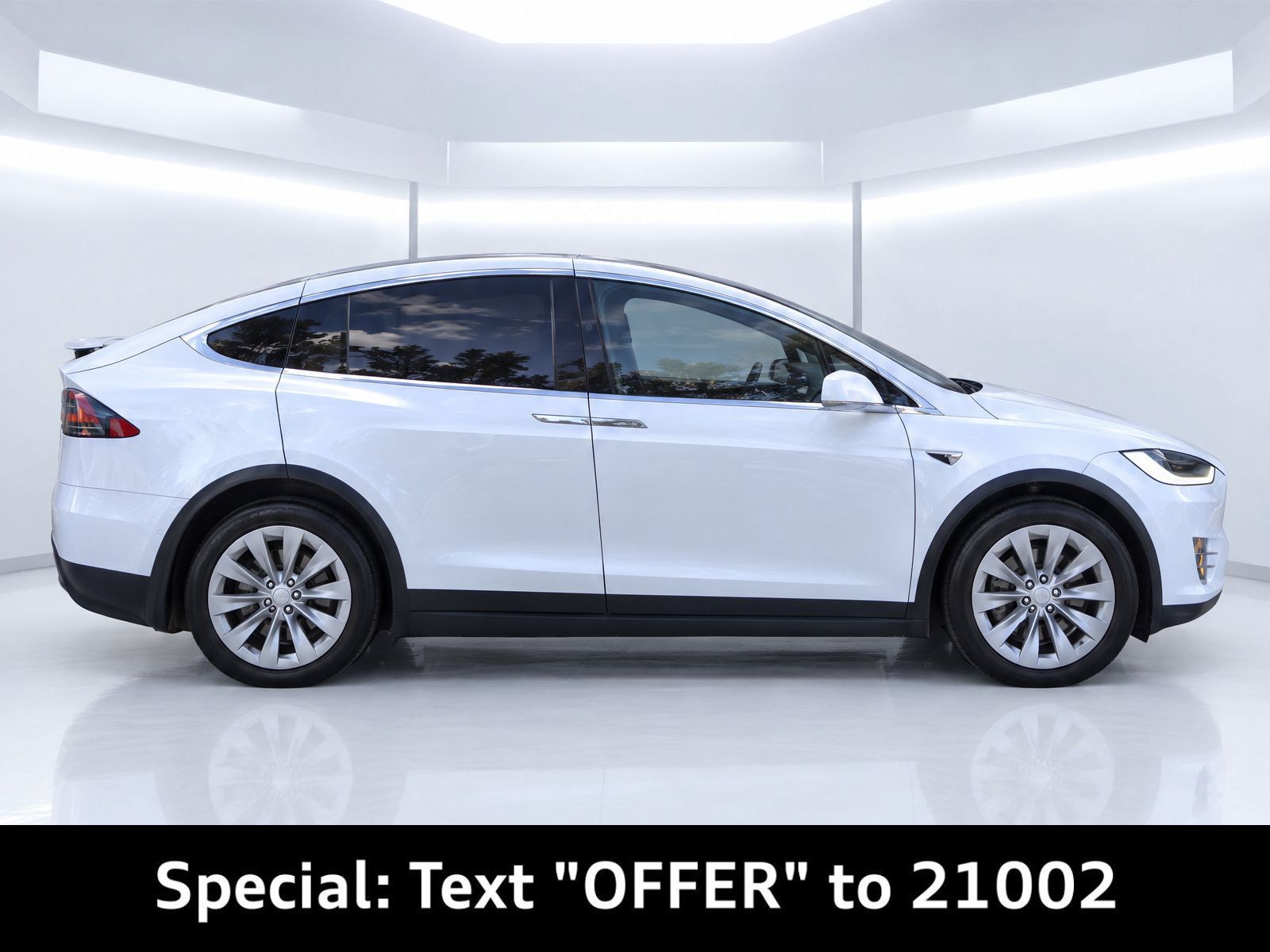 Used 2020 Tesla Model X Long Range AWD/4WD image 8