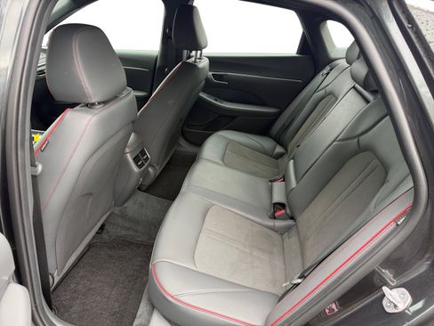 Certified 2023 Hyundai Sonata SEL Plus w/ Cargo Package FWD image 16