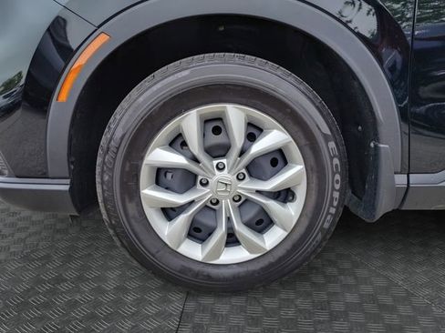 Used 2025 Honda CR-V LX image 13