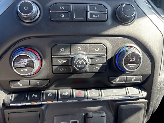 Used 2022 Chevrolet Silverado 1500 RST w/ Redline Edition AWD/4WD image 19