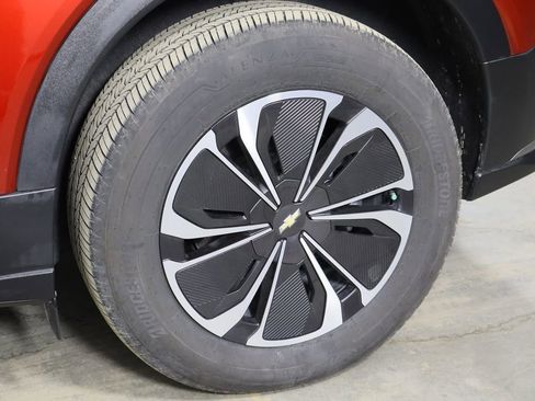 Used 2024 Chevrolet Blazer EV LT image 40