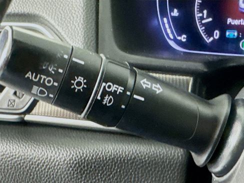 Used 2018 Honda Accord Sport image 13