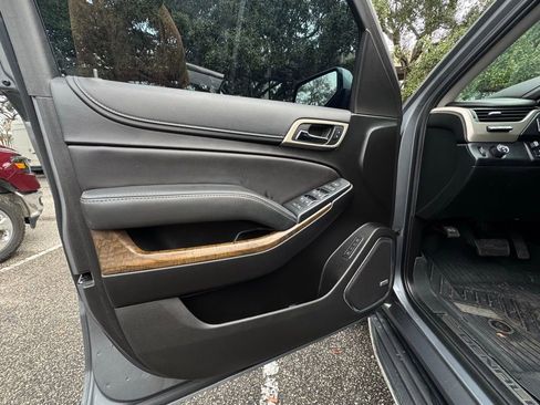 Used 2018 GMC Yukon XL Denali w/ Enhanced Security Package image 23