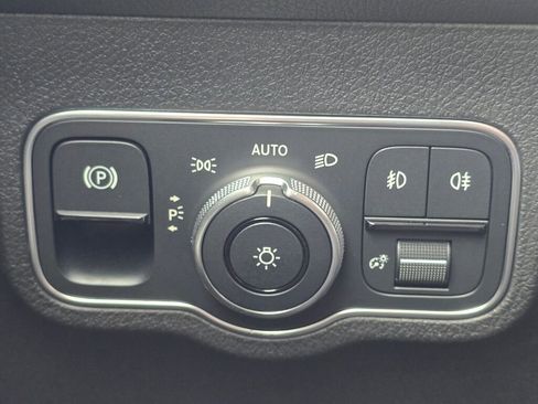 Certified 2025 Mercedes-Benz GLB 250 GLB 250 image 20