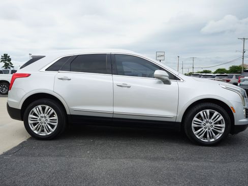 Used 2018 Cadillac XT5 Premium Luxury FWD image 6