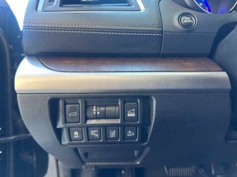 Used 2019 Subaru Outback 3.6R Limited AWD/4WD image 23