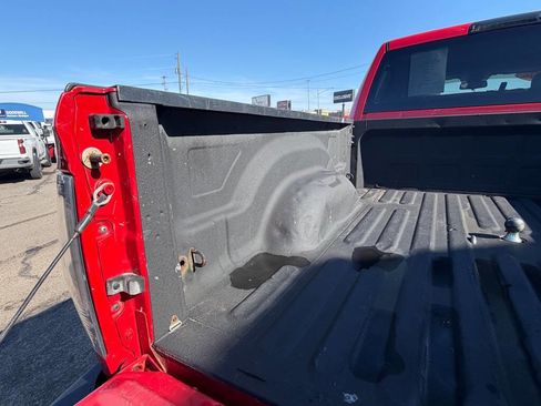 Used 2016 RAM 2500 Tradesman w/ Chrome Appearance Group AWD/4WD image 37