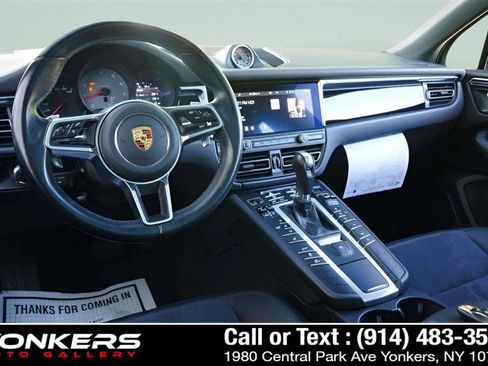 Used 2021 Porsche Macan S image 47