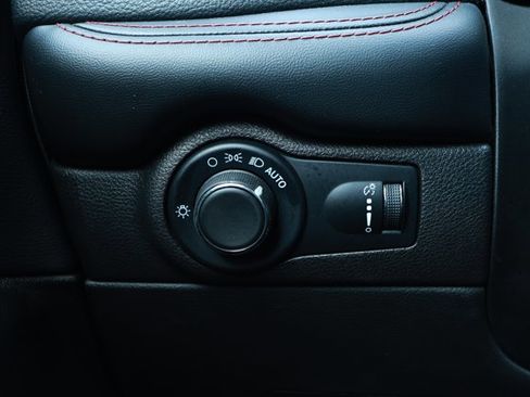 Used 2023 Dodge Durango GT RWD image 15