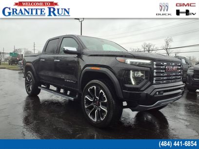 Used 2025 GMC Canyon Denali
