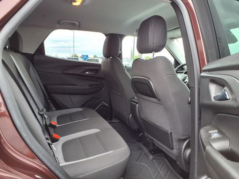 Used 2022 Chevrolet TrailBlazer LT w/ Driver Confidence Package AWD/4WD image 25