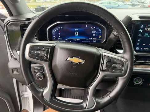 Certified 2024 Chevrolet Silverado 1500 LT image 15