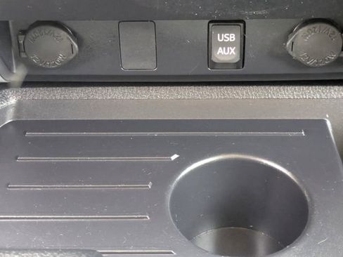 Used 2018 Toyota Tundra SR5 image 16