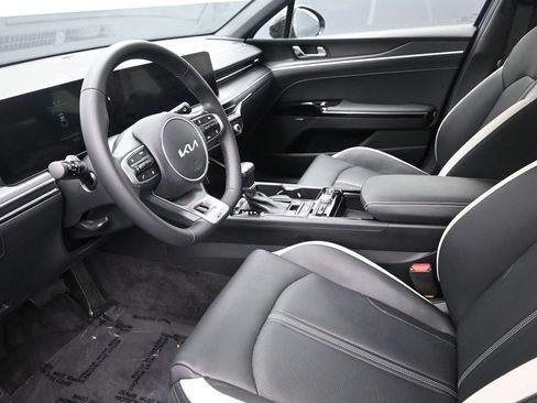 Used 2025 Kia K5 GT-Line w/ GT-Line Premium Package image 12